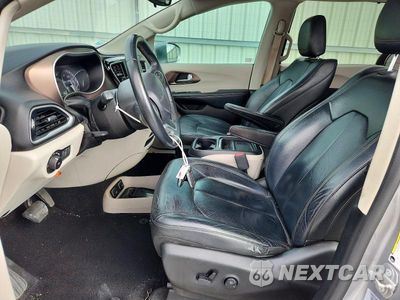 Zdjęcie 7 z 13 samochodu: 2017 CHRYSLER PACIFICA TOURING L VIN:2C4RC1BG4HR654726 - miniatura