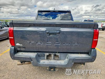 Zdjęcie 6 z 12 samochodu: 2024 TOYOTA TACOMA TRD SPORT VIN:3TMLB5JN0RM085205 - miniatura
