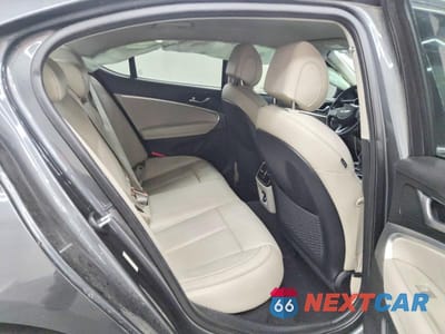 Zdjęcie 10 z 13 samochodu: 2019 GENESIS G70 ADVANCED VIN:KMTG64LA9KU037392 - miniatura