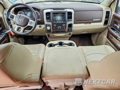 Zdjęcie 8 z 12 samochodu: 2017 RAM 1500 LARAMIE VIN:1C6RR7NT8HS766946 - miniatura