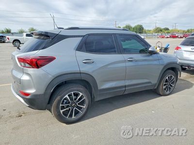 Trzecie zdjęcie samochodu z tyłu: 2025 CHEVROLET TRAILBLAZER LT VIN:KL79MRSL2SB191190 - miniatura