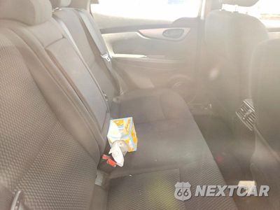 Zdjęcie 10 z 12 samochodu: 2019 NISSAN ROGUE SPORT S VIN:JN1BJ1CR4KW339787 - miniatura