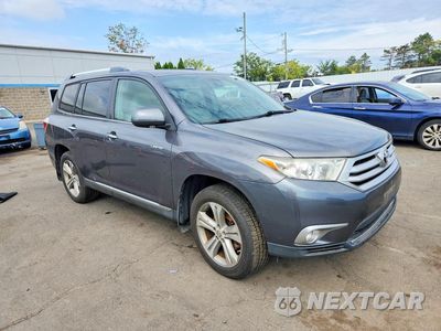 Czwarte zdjęcie samochodu z boku: 2012 TOYOTA HIGHLANDER LIMITED VIN:5TDDK3EH9CS118819 - miniatura