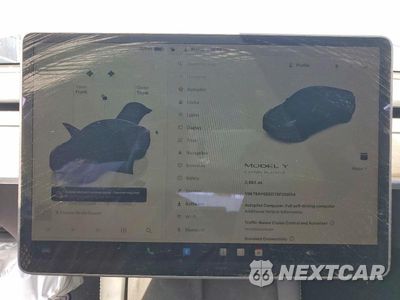 Zdjęcie 9 z 13 samochodu: 2025 TESLA MODEL Y VIN:7SAYGDED7SF219854 - miniatura