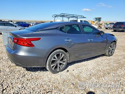 Trzecie zdjęcie samochodu z tyłu: 2016 NISSAN MAXIMA 3.5 S VIN:1N4AA6AP7GC432714 - miniatura
