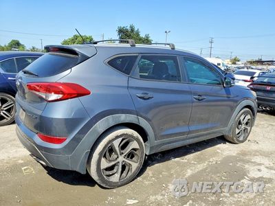 Trzecie zdjęcie samochodu z tyłu: 2016 HYUNDAI TUCSON SPORT VIN:KM8J33A22GU120877 - miniatura