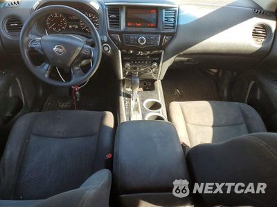 Zdjęcie 8 z 13 samochodu: 2015 NISSAN PATHFINDER S VIN:5N1AR2MN4FC684422 - miniatura