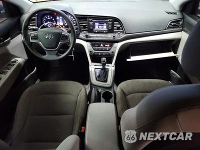 Zdjęcie 8 z 13 samochodu: 2017 HYUNDAI ELANTRA SE VIN:5NPD74LF8HH193369 - miniatura