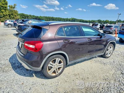 Trzecie zdjęcie samochodu z tyłu: 2015 MERCEDES-BENZ GLA 250 4MATIC VIN:WDCTG4GB4FJ080729 - miniatura