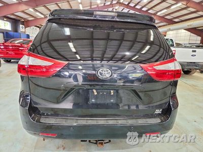 Zdjęcie 6 z 13 samochodu: 2015 TOYOTA SIENNA XLE PREMIUM 7-PASSENGER VIN:5TDDK3DC8FS094751 - miniatura