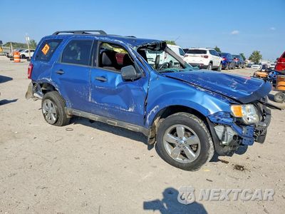 Czwarte zdjęcie samochodu z boku: 2009 FORD ESCAPE XLT VIN:1FMCU93G09KB88403 - miniatura