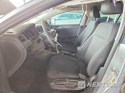 Zdjęcie 7 z 12 samochodu: 2015 VOLKSWAGEN JETTA BASE VIN:3VW2K7AJ7FM218524 - miniatura