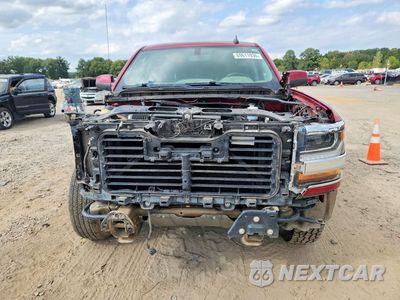 Piąte zdjęcie samochodu w środku: 2018 CHEVROLET SILVERADO C1500 LT VIN:3GCPCRECXJG573305 - miniatura