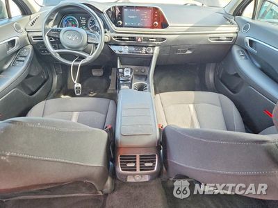 Zdjęcie 8 z 13 samochodu: 2021 HYUNDAI SONATA HYBRID SEL VIN:KMHL34JJ7MA034001 - miniatura