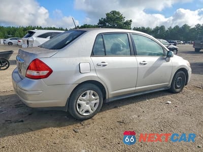 Trzecie zdjęcie samochodu z tyłu: 2011 NISSAN VERSA 1.8 S VIN:3N1BC1AP0BL362078 - miniatura