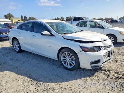 Czwarte zdjęcie samochodu z boku: 2018 CHEVROLET MALIBU LT VIN:1G1ZD5ST7JF239374 - miniatura