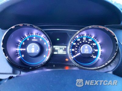 Zdjęcie 9 z 13 samochodu: 2013 HYUNDAI SONATA GLS VIN:5NPEB4AC1DH636998 - miniatura