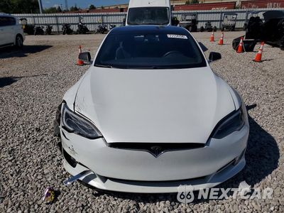 Piąte zdjęcie samochodu w środku: 2018 TESLA MODEL S VIN:5YJSA1E28JF277147 - miniatura