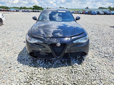 Piąte zdjęcie samochodu w środku: 2021 ALFA ROMEO GIULIA SPORT VIN:ZARFAMAN6M7641603 - miniatura