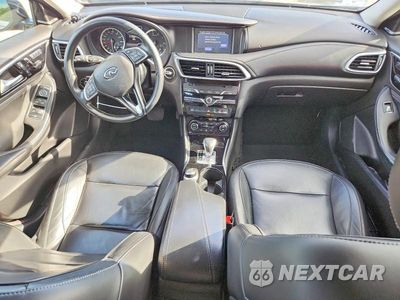 Zdjęcie 8 z 13 samochodu: 2018 INFINITI QX30 PREMIUM VIN:SJKCH5CR3JA049781 - miniatura