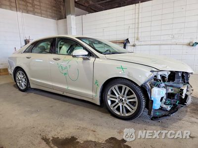 Czwarte zdjęcie samochodu z boku: 2016 LINCOLN MKZ VIN:3LN6L2J96GR627284 - miniatura