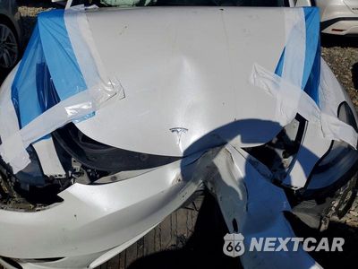 Zdjęcie 11 z 12 samochodu: 2021 TESLA MODEL Y VIN:5YJYGDEE9MF138329 - miniatura