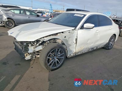 2020 BMW 3ER 330I 3MW5R1J04L8B03848 - główne zdjęcie licytacji z USA - miniatura