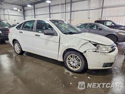 Czwarte zdjęcie samochodu z boku: 2010 FORD FOCUS SE VIN:1FAHP3FN6AW169320 - miniatura
