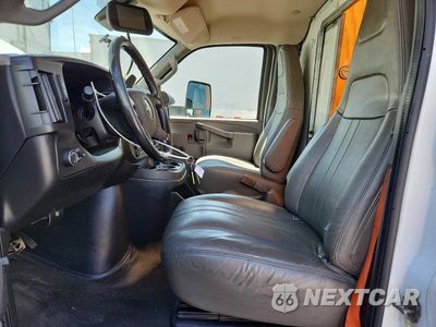 Zdjęcie 7 z 13 samochodu: 2021 CHEVROLET EXPRESS BOX TRUCK VIN:1GB0GSF71M1234048 - miniatura