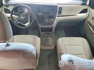 Zdjęcie 8 z 13 samochodu: 2019 TOYOTA SIENNA L 7-PASSENGER VIN:5TDZZ3DCXKS004835 - miniatura