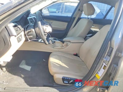 Zdjęcie 7 z 13 samochodu: 2017 BMW 320 I VIN:WBA8E1G3XHNU15672 - miniatura