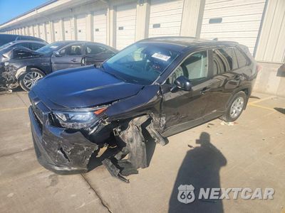 2021 TOYOTA RAV4 LE 2T3H1RFVXMC157562 - główne zdjęcie licytacji z USA - miniatura