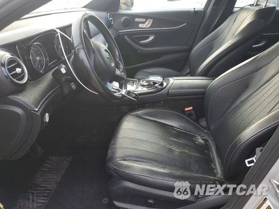 Zdjęcie 7 z 12 samochodu: 2017 MERCEDES-BENZ E 300 4MATIC VIN:WDDZF4KB0HA102986 - miniatura