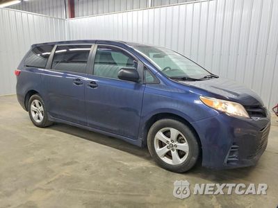 Czwarte zdjęcie samochodu z boku: 2019 TOYOTA SIENNA L 7-PASSENGER VIN:5TDZZ3DC0KS998959 - miniatura