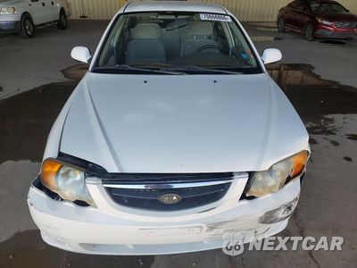 Piąte zdjęcie samochodu w środku: 2003 KIA SPECTRA GS VIN:KNAFB161X35106941 - miniatura