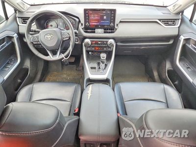 Zdjęcie 8 z 13 samochodu: 2021 TOYOTA RAV4 XLE PREMIUM VIN:2T3C1RFV2MW162327 - miniatura