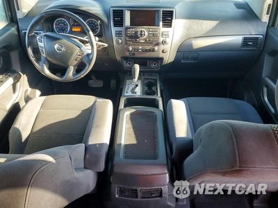 Zdjęcie 8 z 13 samochodu: 2015 NISSAN ARMADA SV VIN:5N1AA0ND5FN606429 - miniatura