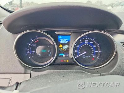 Zdjęcie 9 z 12 samochodu: 2014 HYUNDAI SONATA HYBRID VIN:KMHEC4A49EA113044 - miniatura