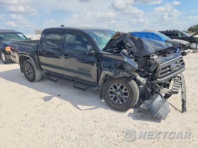 Czwarte zdjęcie samochodu z boku: 2022 TOYOTA TACOMA SR5 V6 VIN:3TMAZ5CN6NM176098 - miniatura