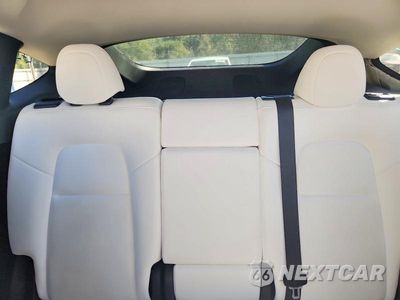 Zdjęcie 10 z 14 samochodu: 2023 TESLA MODEL Y VIN:7SAYGDEE1PA118337 - miniatura