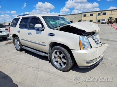 Czwarte zdjęcie samochodu z boku: 2011 CADILLAC ESCALADE VIN:1GYS4AEFXBR329913 - miniatura
