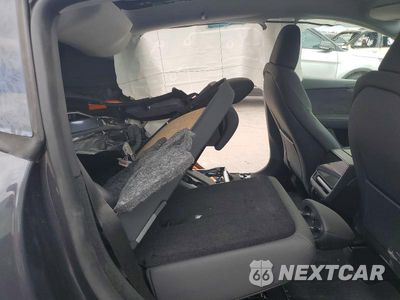 Zdjęcie 11 z 14 samochodu: 2026 TESLA MODEL Y VIN:7SAYGDEE9TA395778 - miniatura