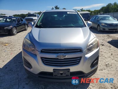 Piąte zdjęcie samochodu w środku: 2015 CHEVROLET TRAX 1LS VIN:KL7CJPSBXFB072691 - miniatura