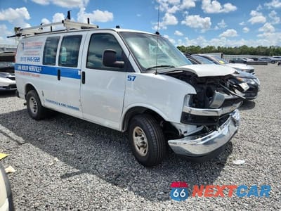 Czwarte zdjęcie samochodu z boku: 2024 CHEVROLET EXPRESS G2500 VIN:1GCWGAFP8R1221983 - miniatura