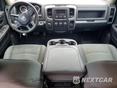 Zdjęcie 8 z 12 samochodu: 2016 RAM 1500 ST VIN:3C6RR6KT6GG150795 - miniatura