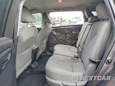 Zdjęcie 11 z 13 samochodu: 2022 TOYOTA HIGHLANDER LE VIN:5TDBZRBH5NS197936 - miniatura
