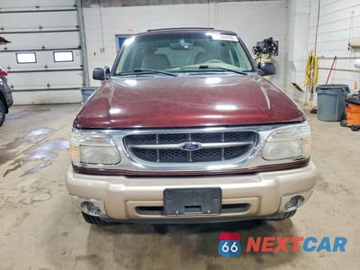 Piąte zdjęcie samochodu w środku: 2000 FORD EXPLORER EDDIE BAUER VIN:1FMZU74EXYZA88732 - miniatura