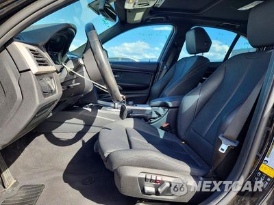 Zdjęcie 7 z 12 samochodu: 2018 BMW 320 XI VIN:WBA8E5G53JNV01954 - miniatura