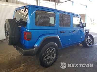 Trzecie zdjęcie samochodu z tyłu: 2025 JEEP WRANGLER SAHARA VIN:1C4PJXEN5SW597963 - miniatura