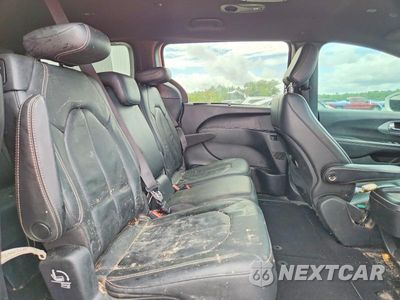 Zdjęcie 11 z 13 samochodu: 2020 CHRYSLER PACIFICA TOURING L VIN:2C4RC1BG3LR237784 - miniatura